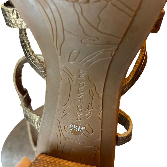 Enzo Angiolini I Gold Leather Sandals - Picture 8 of 9